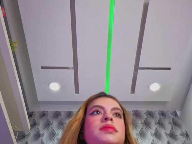 Gabytaylor live cam on BongaCams