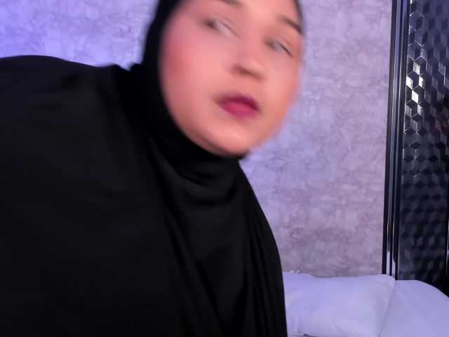 BBWHijab live cam on BongaCams