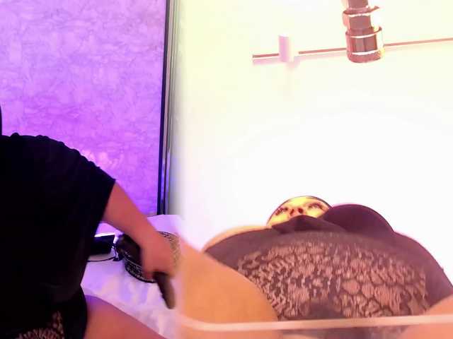 BBWHijab live cam on BongaCams