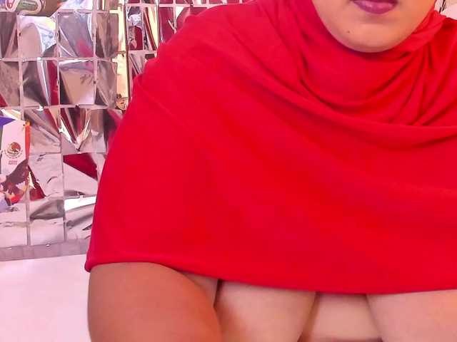 BBWHijab live cam on BongaCams