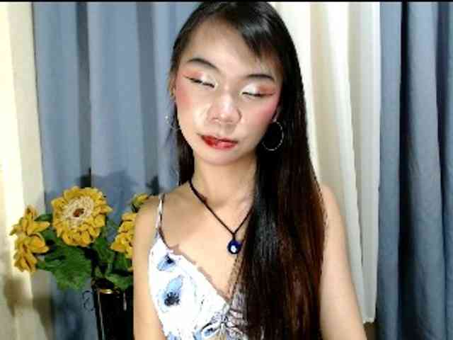 SKINNYasianSLUTs Sex Cam Show