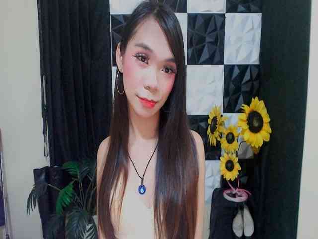 SKINNYasianSLUTs Live Webcam on BongaCams