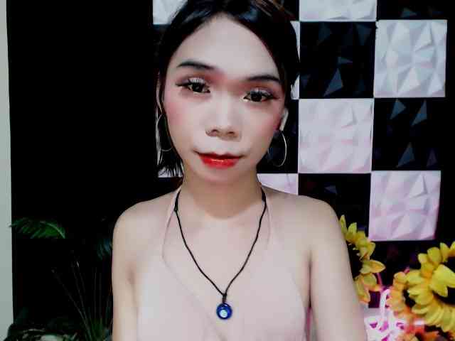 SKINNYasianSLUTs Live Webcam on BongaCams