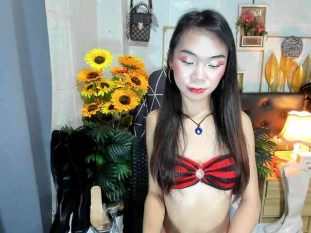 SKINNYasianSLUTs Sex Cam Show