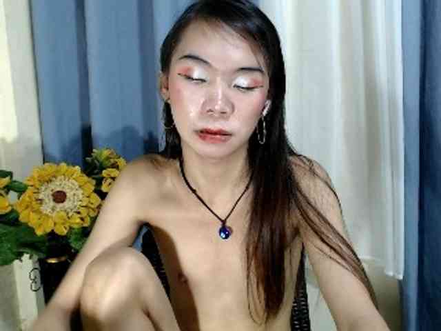SKINNYasianSLUTs Sex Cam Show