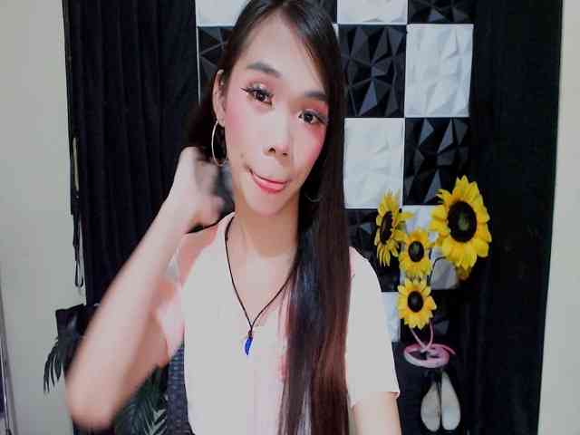 SKINNYasianSLUTs Live Webcam on BongaCams