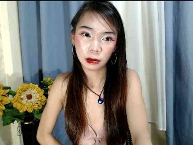 SKINNYasianSLUTs Sex Cam Show