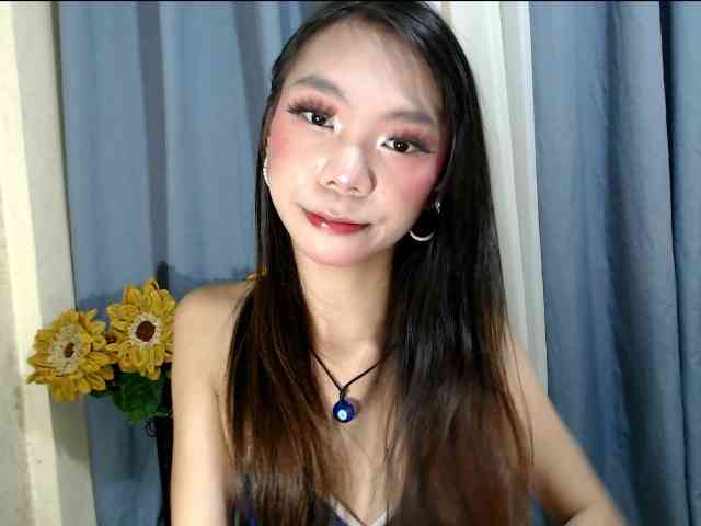 SKINNYasianSLUTs Live Webcam on BongaCams