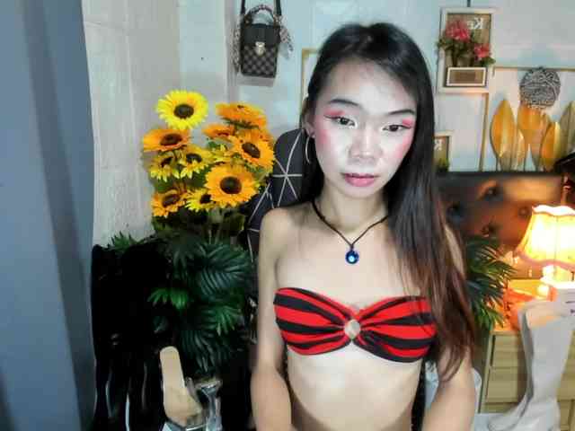 SKINNYasianSLUTs Sex Cam Show