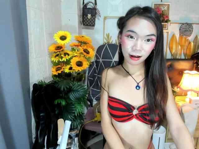 SKINNYasianSLUTs Sex Cam Show