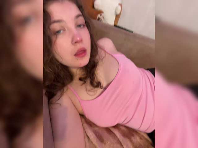 CuteCurly18