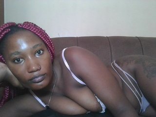 Missprettygal's Live Webcam