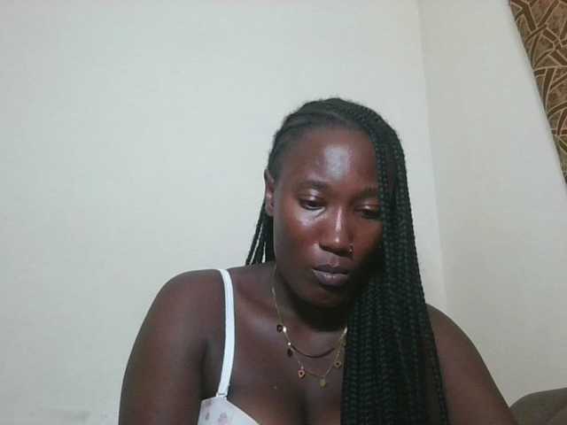 Missprettygal live cam on BongaCams