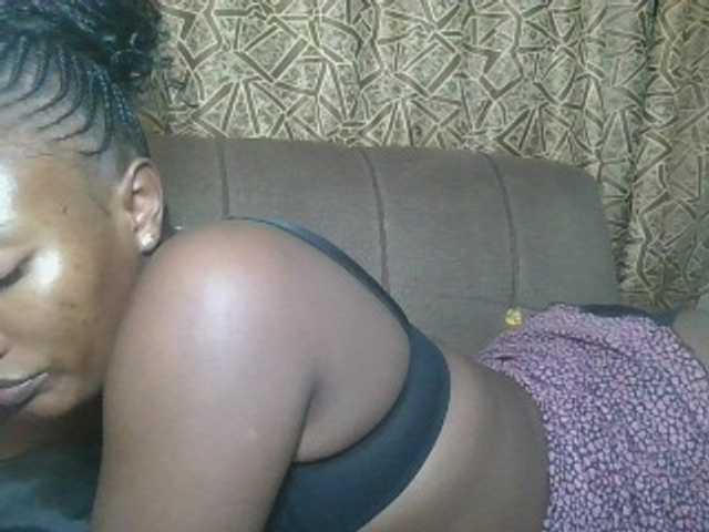 Missprettygal live webcam show