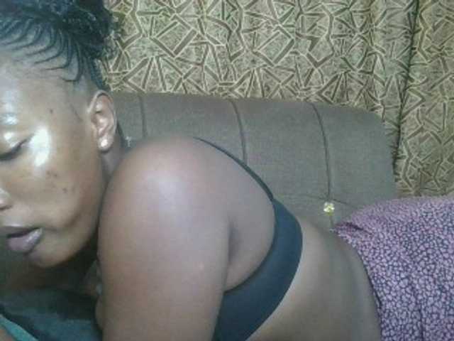 Missprettygal live webcam show