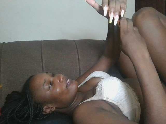 Missprettygal live cam on BongaCams
