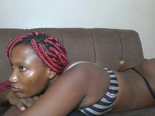 Missprettygal live cam on BongaCams