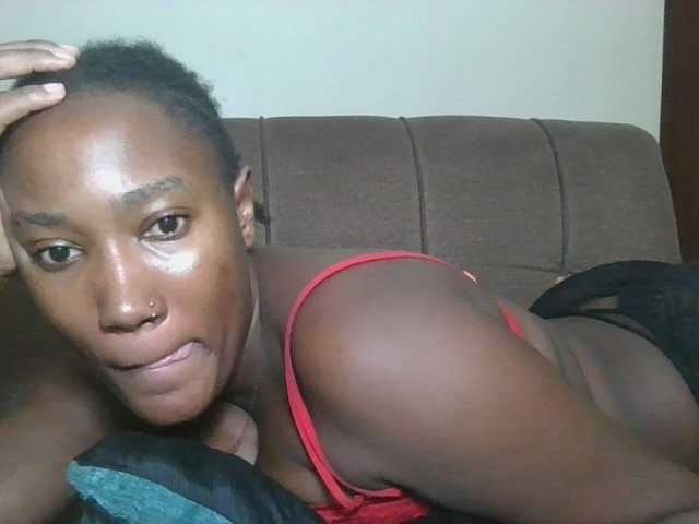 Missprettygal live cam on BongaCams