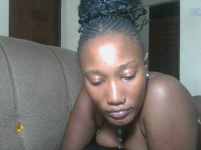 Missprettygal live cam on BongaCams