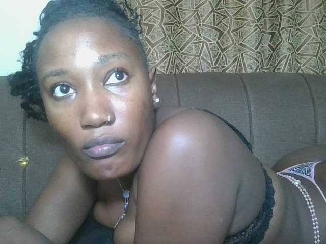 Missprettygal live cam on BongaCams