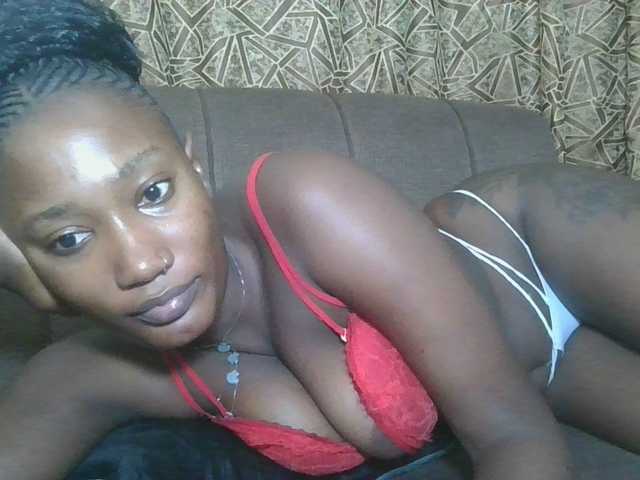 Missprettygal live webcam show