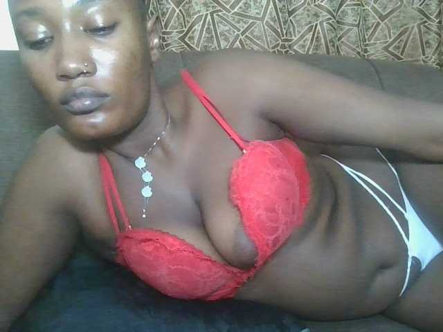 Missprettygal live webcam show