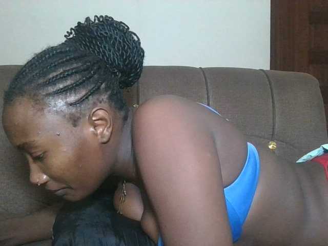 Missprettygal's BongaCams show and profile