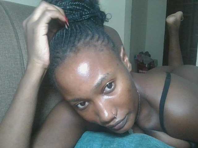 Missprettygal live cam on BongaCams