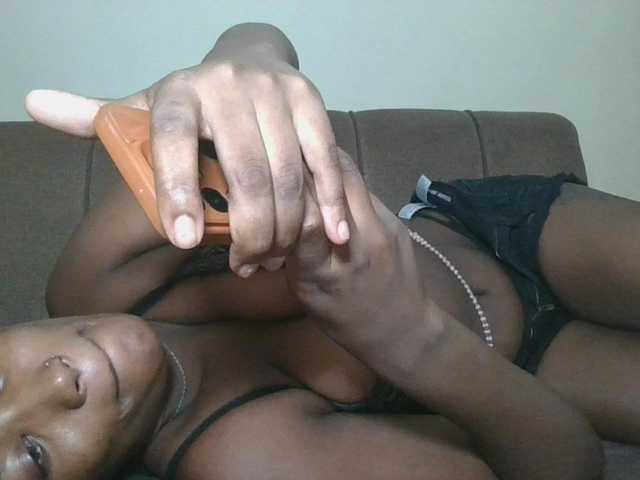 Missprettygal live cam on BongaCams