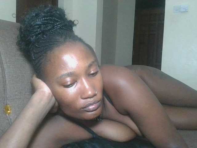 Missprettygal live cam on BongaCams