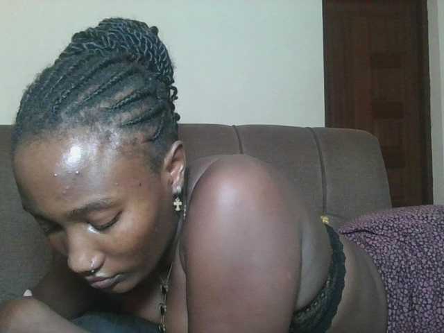 Missprettygal's BongaCams show and profile