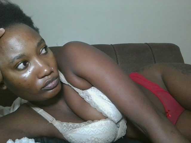 Missprettygal live cam on BongaCams