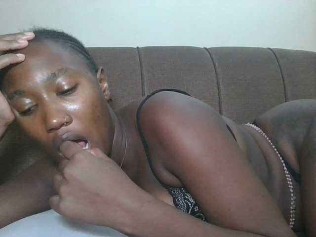 Missprettygal live cam on BongaCams