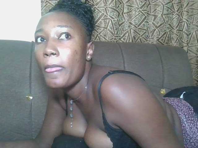 Missprettygal live webcam show