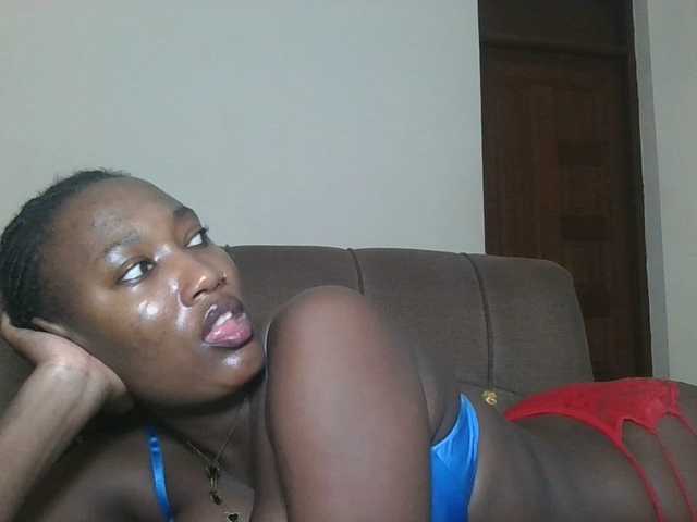 Missprettygal's BongaCams show and profile