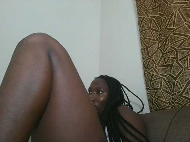 Missprettygal live cam on BongaCams