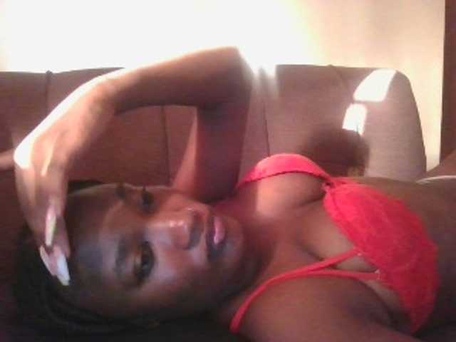 Missprettygal live cam on BongaCams