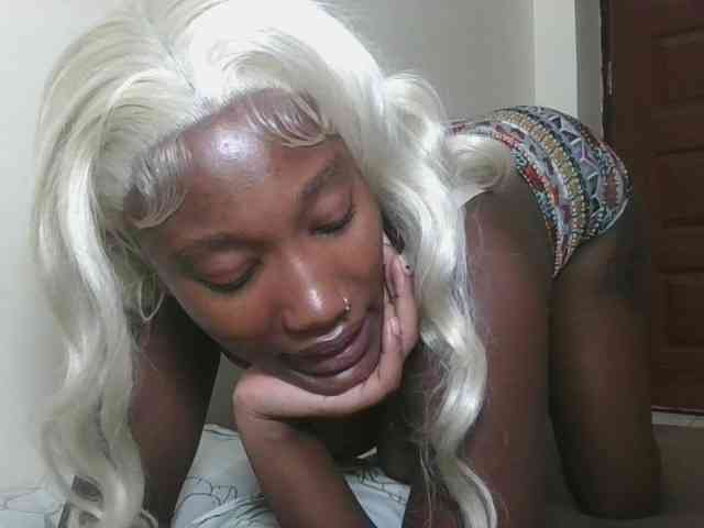 Missprettygal webcam