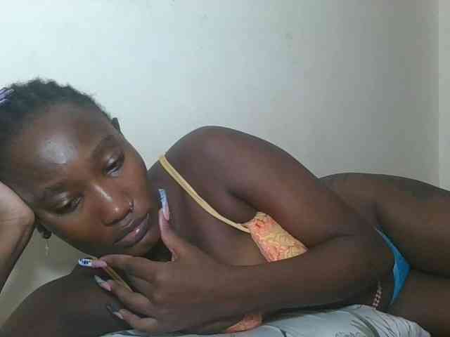 Missprettygal webcam