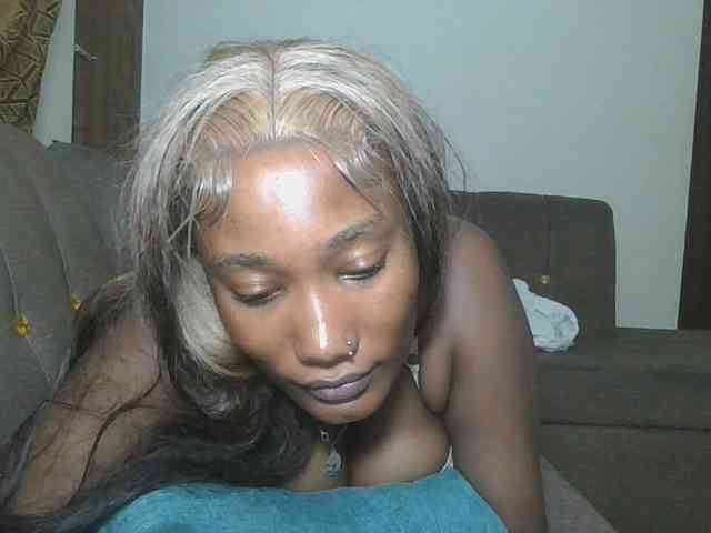 Missprettygal webcam