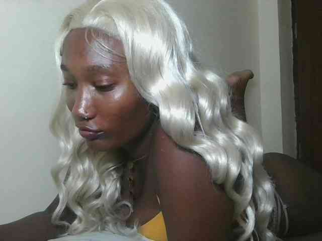 Missprettygal webcam