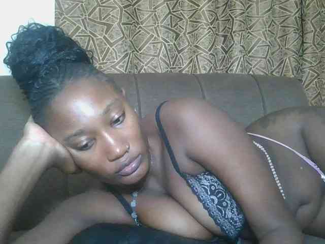 Missprettygal Live Webcam on BongaCams