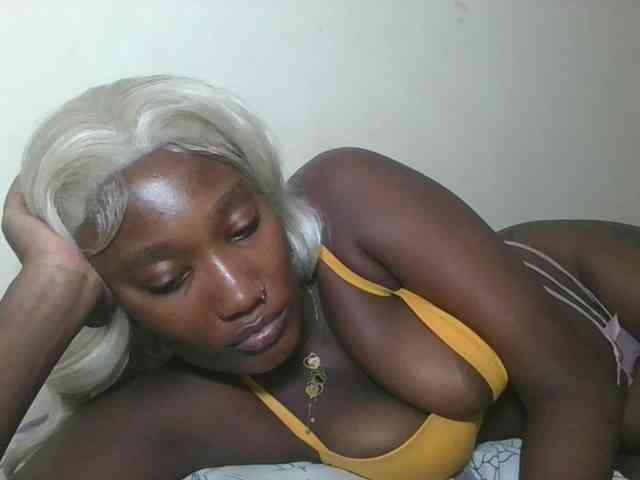 Missprettygal webcam