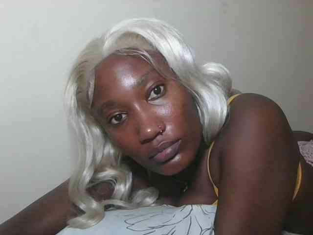 Missprettygal webcam
