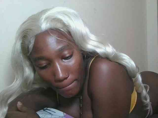 Missprettygal webcam