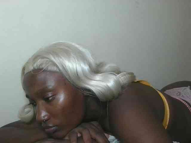 Missprettygal webcam