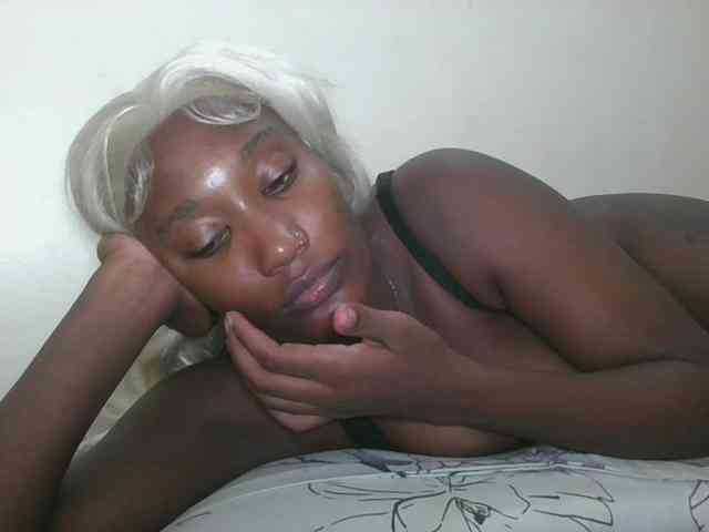 Missprettygal webcam