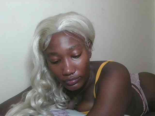 Missprettygal webcam