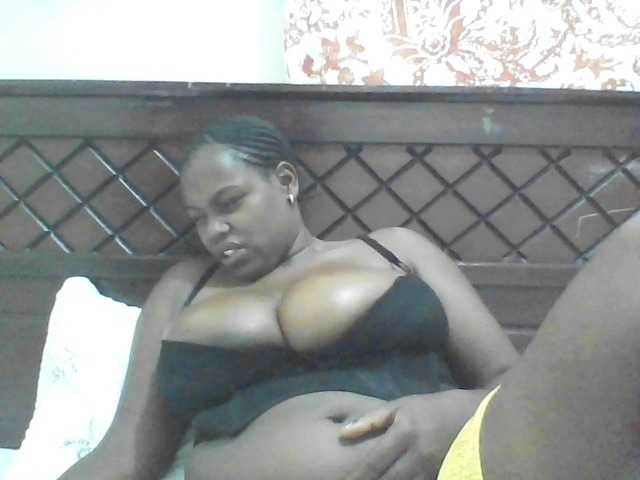 big-tirries live cam on BongaCams