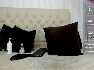 sarah-temptation Porn Show